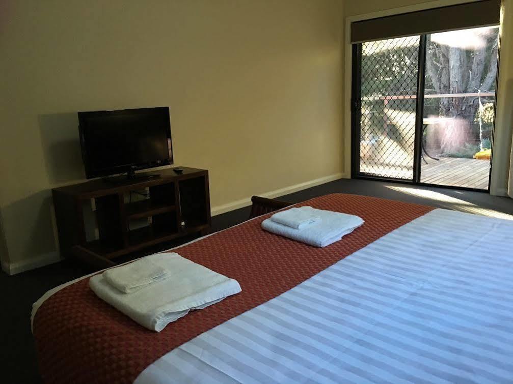 Hillview Farmstay Gundagai Exterior foto